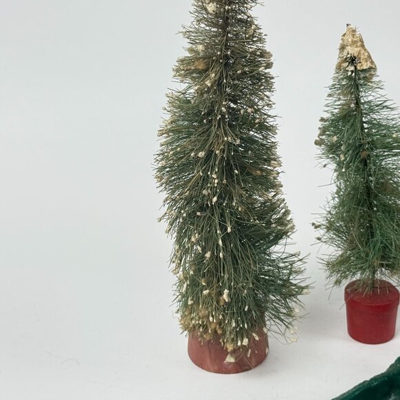 Vintage 4 Bottle Brush Christmas Trees Plasticville Bridge Craft Project Decor - Picture 3 of 7